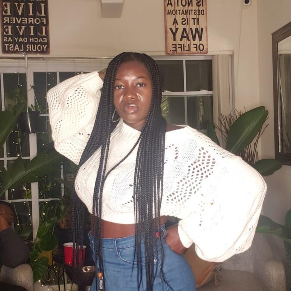 Meet your Posher, Nia